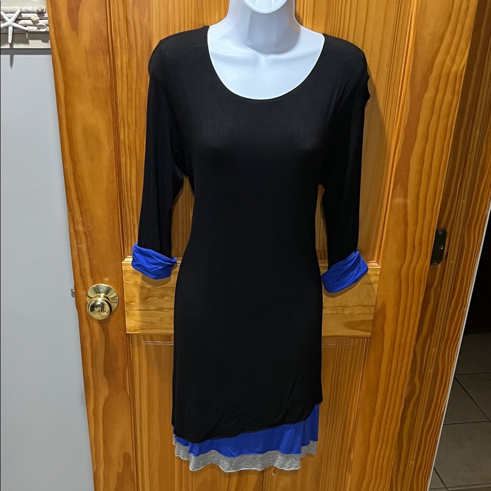 Cha Cha Vente Black Dress with Blue and Gray Accents - Picture 4 of 10